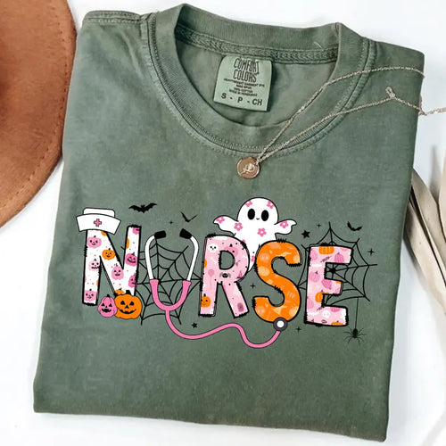 Comfort Colors "Spooky Nurse" Halloween Shirt – Cute Nursing Tee, Gift for Nurse, Soft Cotton Graphic Top for Women